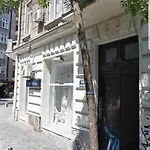 Piata Amzei Nr.1 Апартаменти *